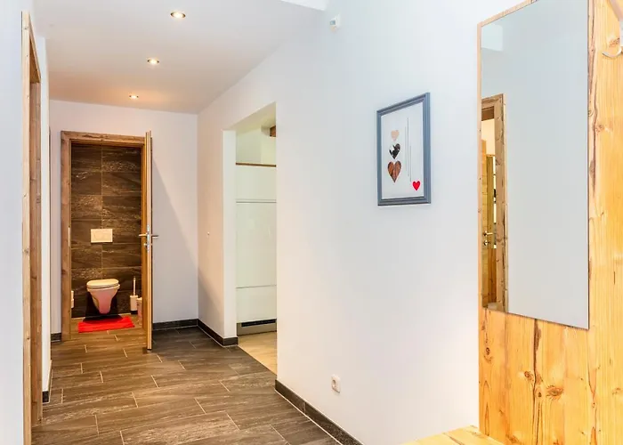 Eberharthof * Σάαλμπαχ-Χίντεργκλεμ